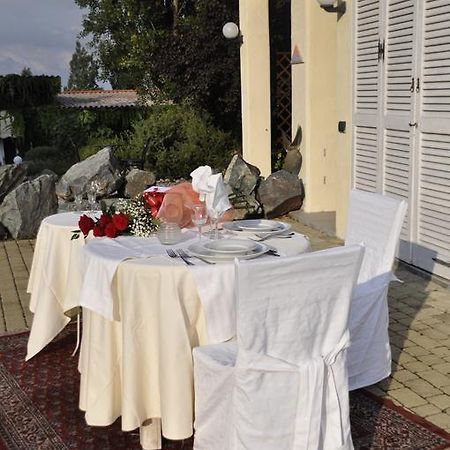 مبيت وإفطار Cortiglione Premiata Osteria Dei Fiori المظهر الخارجي الصورة